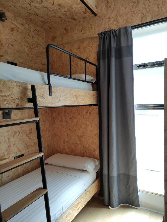 Welcome Hostel Малага Экстерьер фото